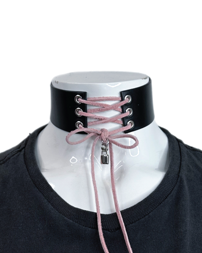 𝕷𝖆𝖈𝖊𝖉 𝖀𝖕 Choker